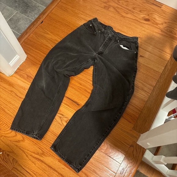 Wrangler Men's Relaxed Fit Black Jeans - Picture 1 of 3